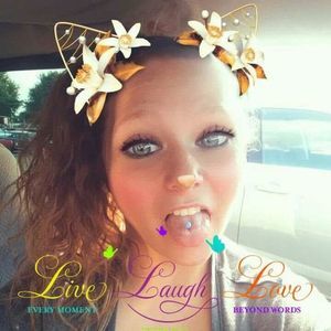 Meet your Posher, Kayla